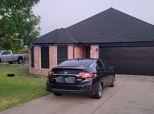 200 Universal Dr, Fate, TX 75189