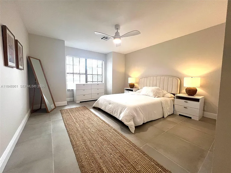 13473 Fountain View Blvd #1 — Photo 27