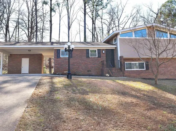 326 Hillcrest Dr, Anniston, AL 36206
