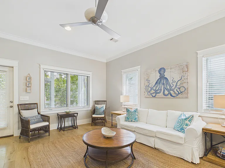 74 Greenway Park Ave — Photo 10