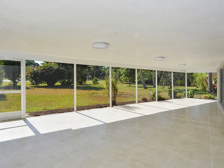 3240 Pine Valley Dr — Photo 6