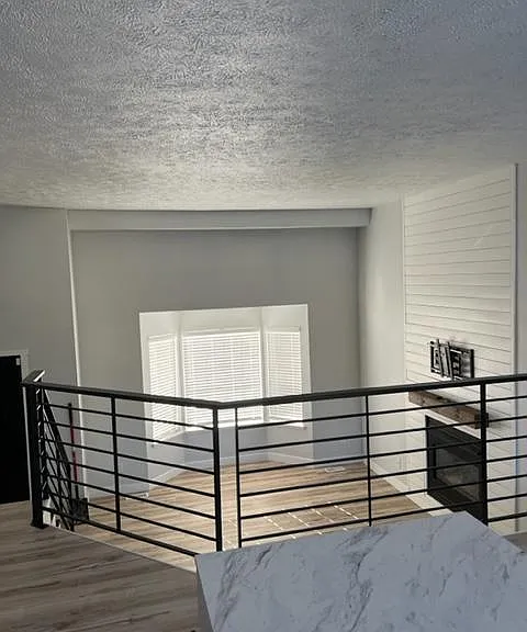 315 E Shore Rd — Photo 7