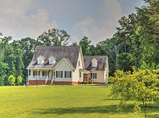 11961 Mattoax Ln, Amelia Court House, VA 23002