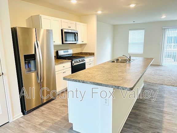 2nd image of 858 Briar Glen Ct