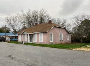 222 Walton St, Hamilton, GA 31811