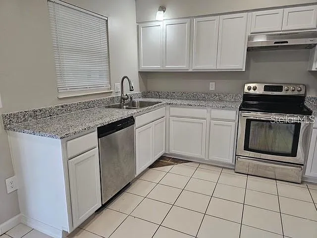 10148 Pink Carnation Ct — Photo 11