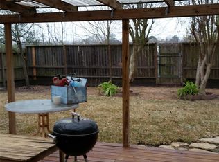 5512 Community Dr, Houston, TX 77005