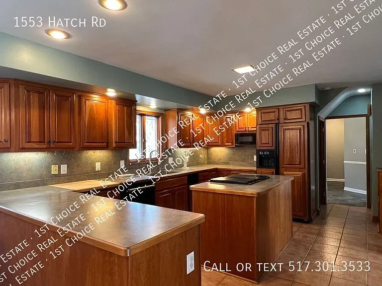 1553 Hatch Rd — Photo 8