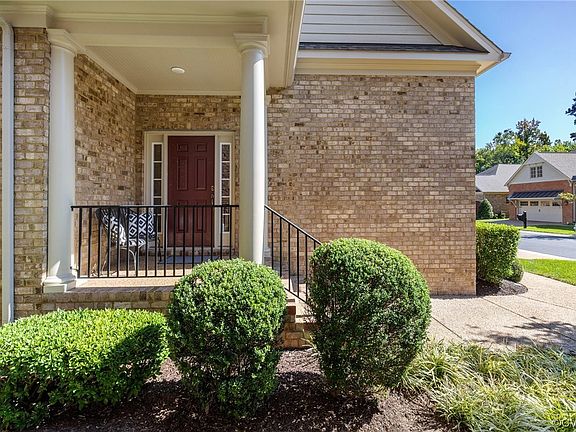4th image of 4912 Grey Oaks Villas Dr