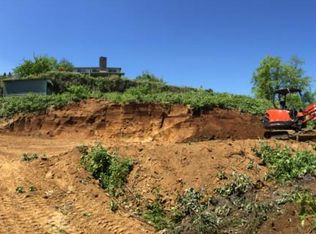 93718 Buchanan Ln, Coos Bay, OR 97420