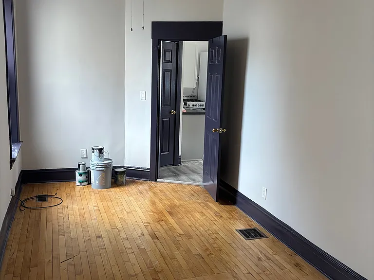 2250 W Armitage Ave #1E — Photo 12