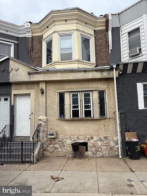 1st image of 3756 N Darien St