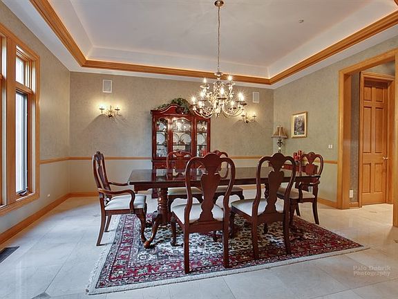 4th image of 1734 Country Club Dr