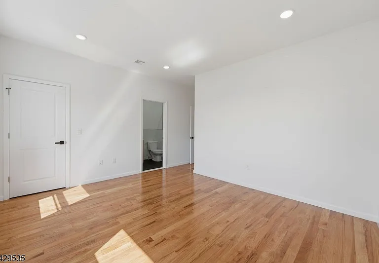 68 Sherman Ave #2 — Photo 9