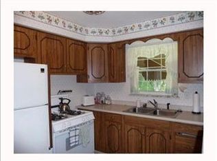 108 Snyder Dr, Coraopolis, PA 15108