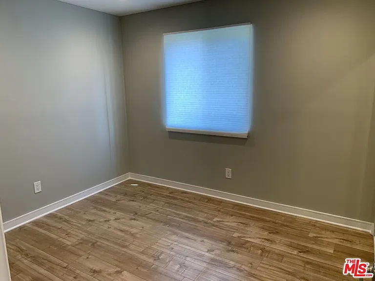 5526 Barton Ave — Photo 11