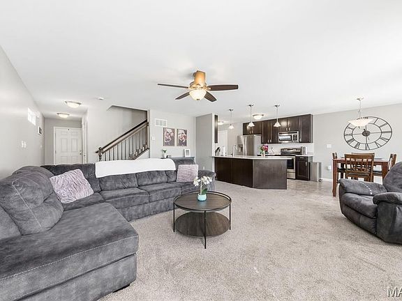 4th image of 60 Wyndgate Trail Ct