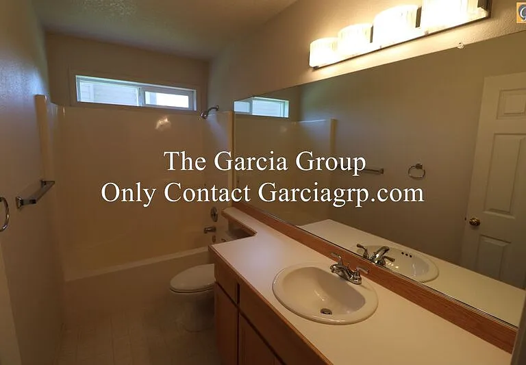 8955 SW Iowa Dr — Photo 44