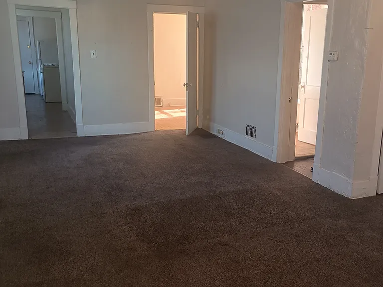 6924 Bennett St — Photo 1