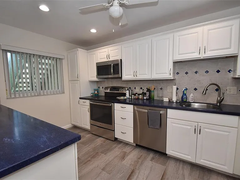 1520 Pelican Point Dr #BA153 — Photo 3