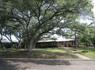 655 Cave Ln, San Antonio, TX 78209