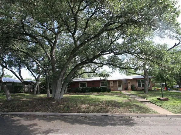 655 Cave Ln, San Antonio, TX 78209