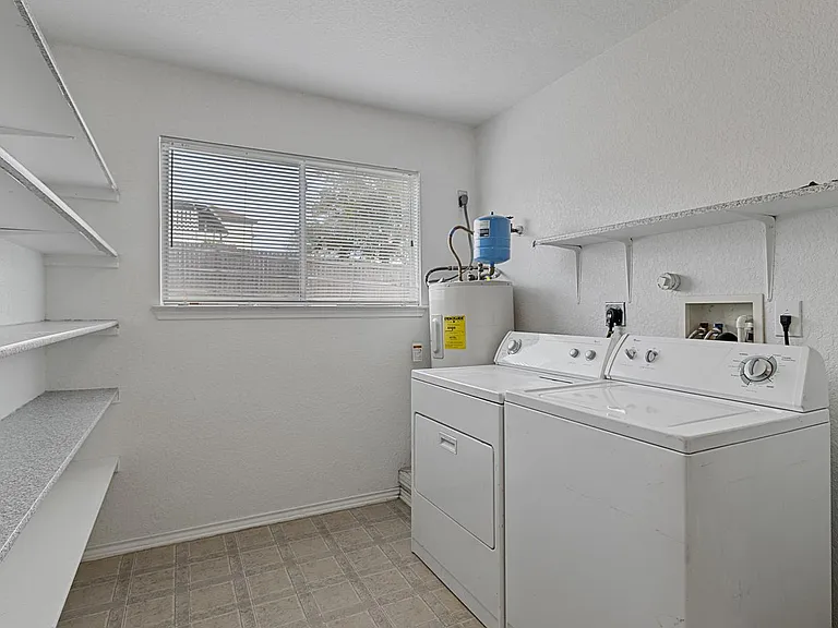 14711 Mountainside Rdg — Photo 19