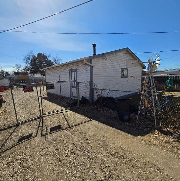 2nd image of 418 11th St