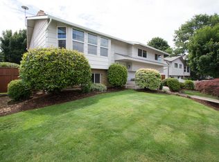 13424 Eastborne Dr, Oregon City, OR 97045