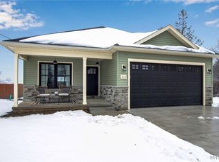 616 Borden Rd, Buffalo, NY 14227