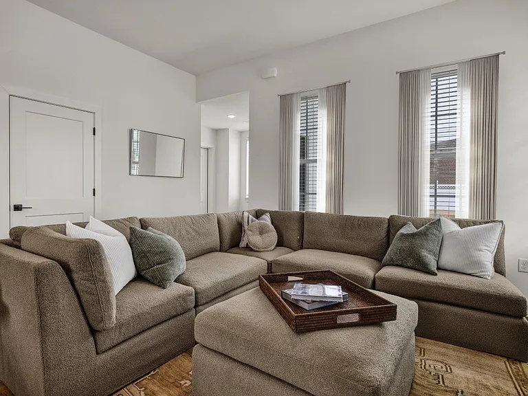 West Row Lofts & Townhomes — Photo 7