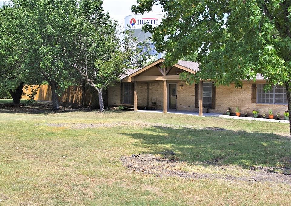 1st image of 19 Hillview Dr