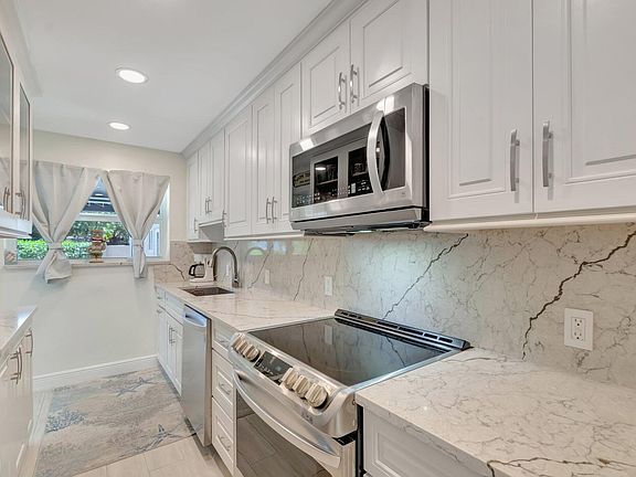 5th image of 5700 Old Ocean Boulevard #R