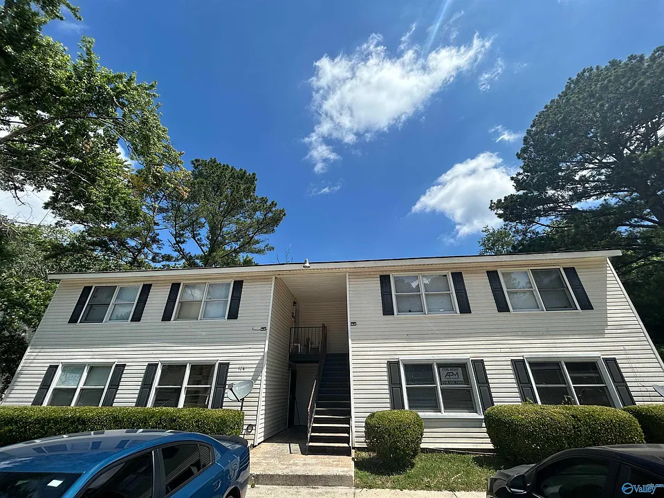 124 Michael Ave #B