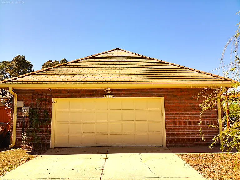 2580 N Monaco Pkwy #1 — Photo 55
