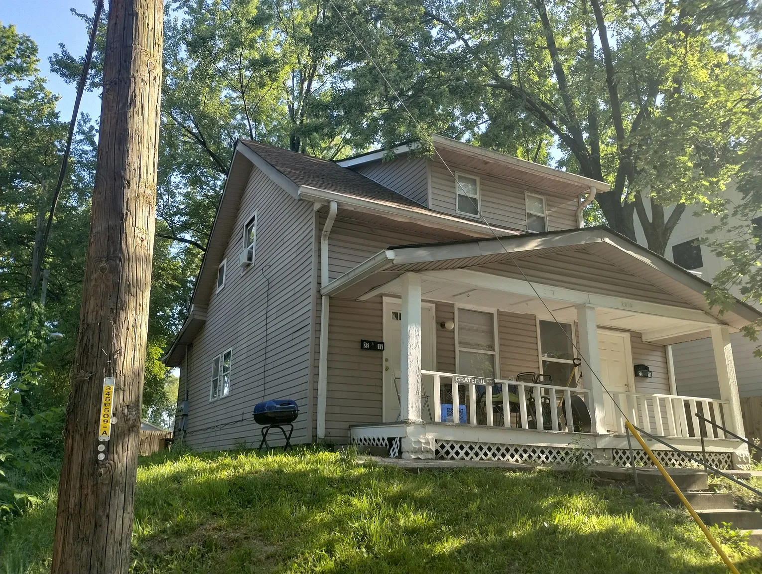 2215 E 12th St photo 1