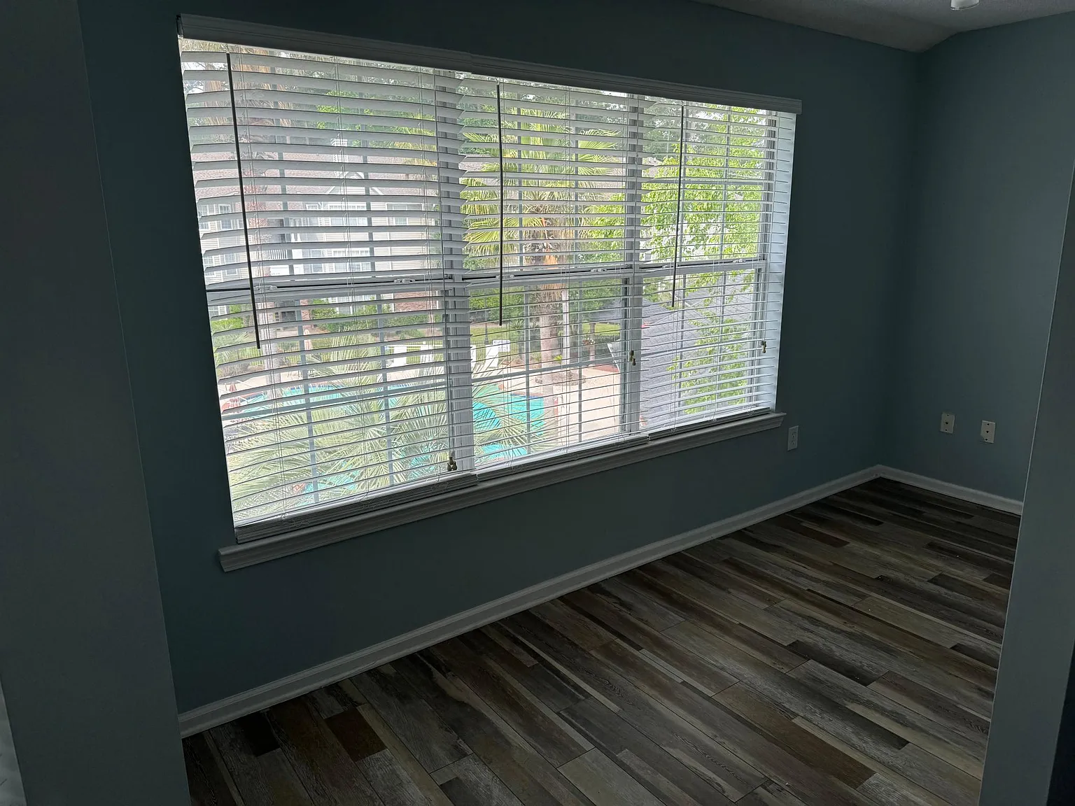 2 bed, 1051 sqft, $1,650 — Photo 3