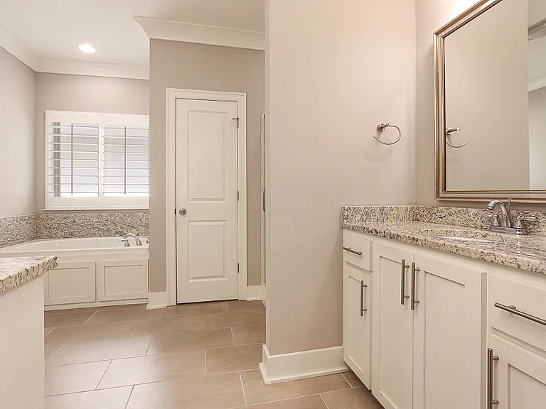 12424 Grand Villa Ct — Photo 12