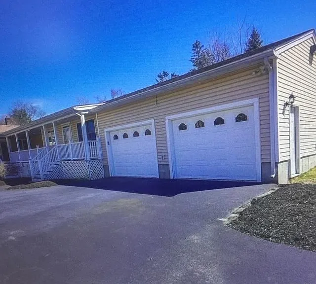 26 Old Colony Rd — Photo 19