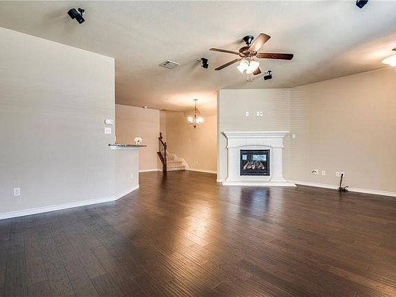 2nd image of 8629 Whitehead St
