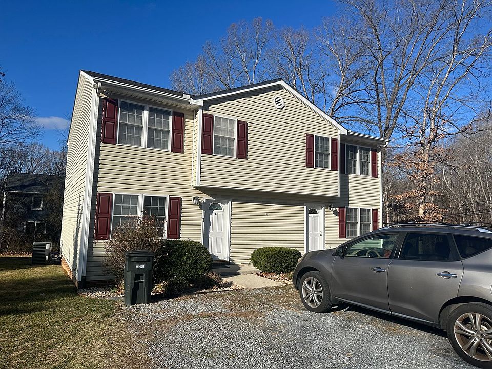 1st image of 90 Dean St