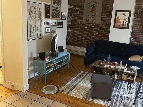 2nd image of 116 Hampshire St #3