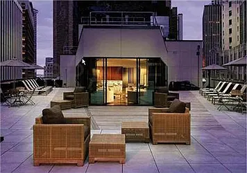 Rented by R New York