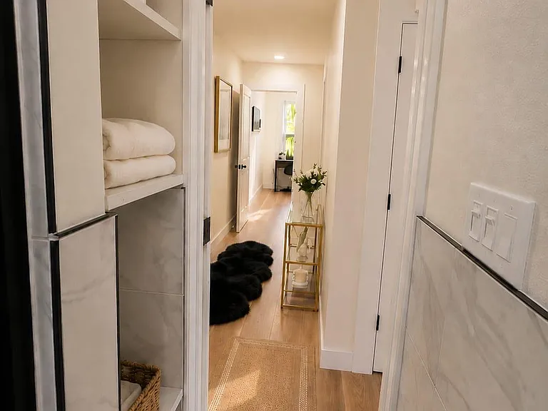 1406 Pine St #4 — Photo 5