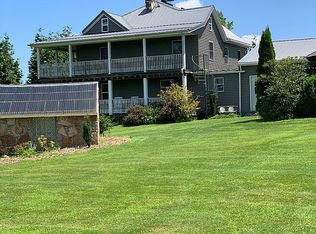 137 Blackfield Rd, Garrett, PA 15542