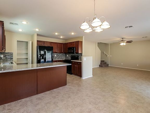 4th image of 344 W Jersey Way