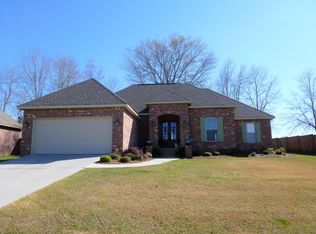 50 Roundtree, Hattiesburg, MS 39402