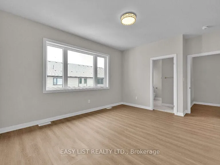 115 Ivy Cres — Photo 11