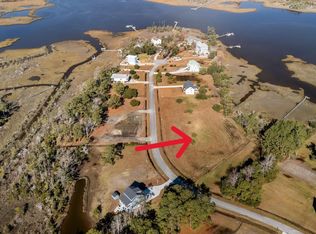 120 Jade St, Beaufort, NC 28516