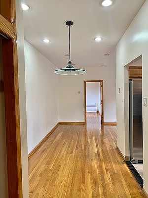 5th image of 2086 E 23rd St #2R
